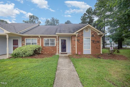 200 Old Spring Hill Ln, Fuquay Varina, NC, 27526-2493 | Card Image