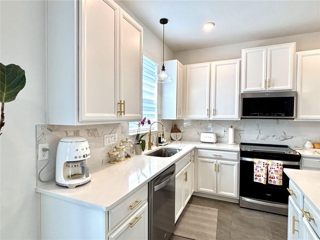 921 Spring Palms Loop, Townhouse with 3 bedrooms, 3 bathrooms and null parking in ORLANDO FL | Image 16