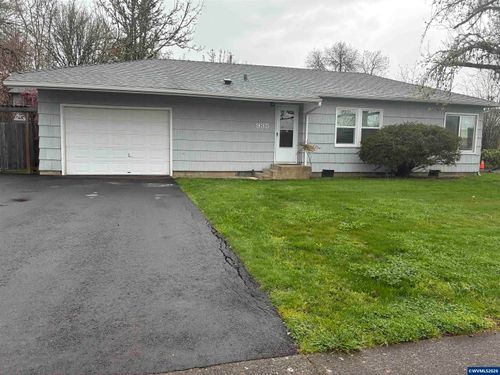 935 Nw Sequoia Ave, Corvallis, OR, 97330-1502 | Card Image