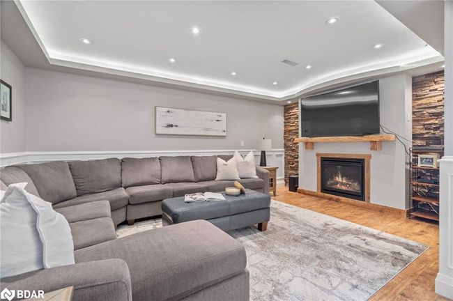 18 Mckibbon Ave, House other with 4 bedrooms, 3 bathrooms and 17 parking in Amaranth ON | Image 22