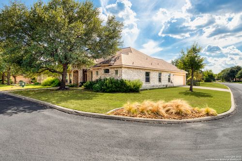 30051 Cibolo Gap, Fair Oaks Ranch, TX, 78015-4348 | Card Image