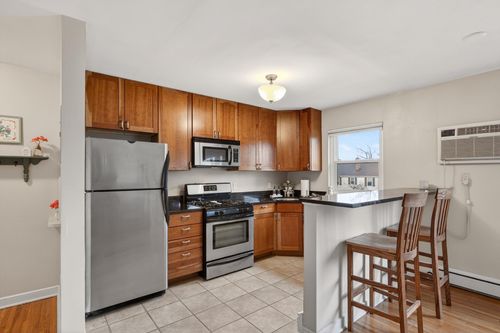 apt-206-4517 Grand Ave S, Minneapolis, MN, 55419-4957 | Card Image
