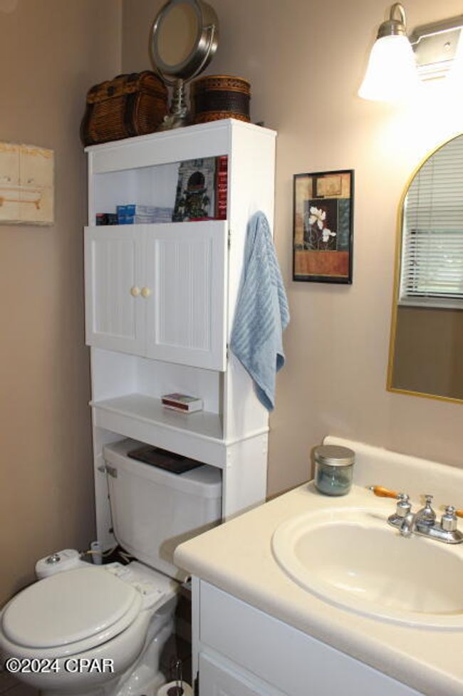 25676 Ne Evans St, House other with 3 bedrooms, 2 bathrooms and null parking in Altha FL | Image 32