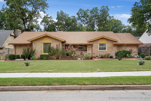 6547 60th St, Tulsa, OK, 74145-9201 | Card Image