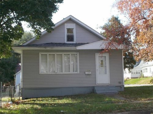 1532 N Sturdevant St, Davenport, IA, 52804-3626 | Card Image