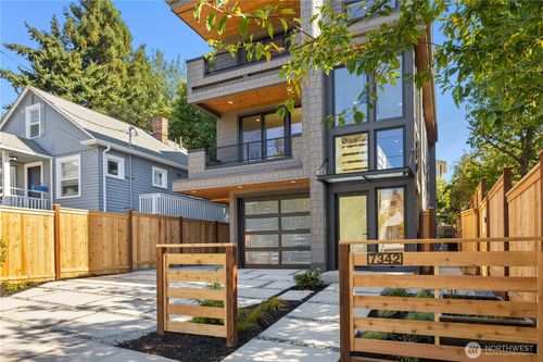 7342 20th Ave Nw, Seattle, WA, 98117-5619 | Card Image