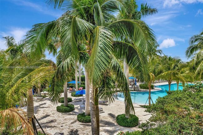 APT-514 - 1 N Ocean Blvd, Condo with 2 bedrooms, 2 bathrooms and null parking in Pompano Beach FL | Image 32