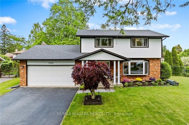 7096 Brian Cres, House other with 4 bedrooms, 4 bathrooms and 3 parking in Niagara Falls ON | Image 1