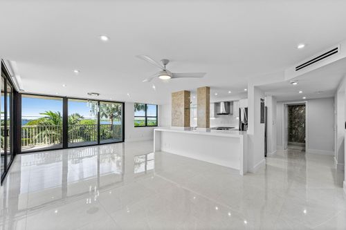 apt-b1c-5480 N Ocean Dr, Riviera Beach, FL, 33404-2517 | Card Image
