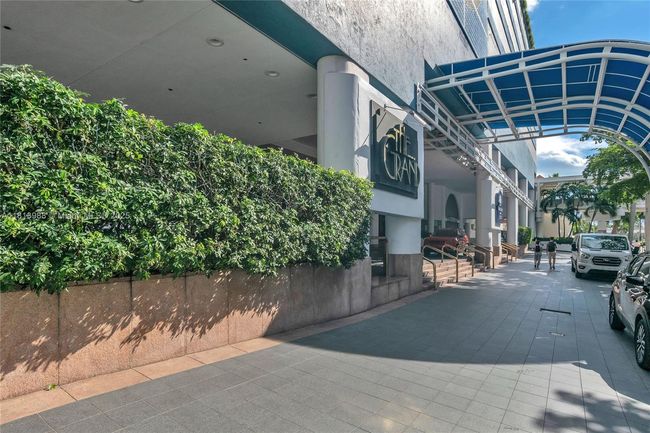 APT-3332 - 1717 N Bayshore Dr, Condo with 2 bedrooms, 2 bathrooms and null parking in Miami FL | Image 27