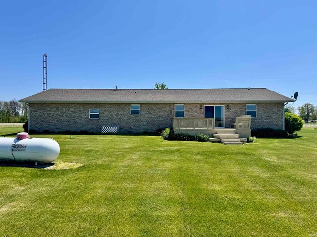 7020 E County Road 1200 N, House other with 3 bedrooms, 2 bathrooms and null parking in Eaton IN | Image 28