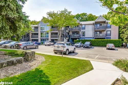 201-2030 Cleaver Ave, Burlington, ON, L7M4C3 | Card Image