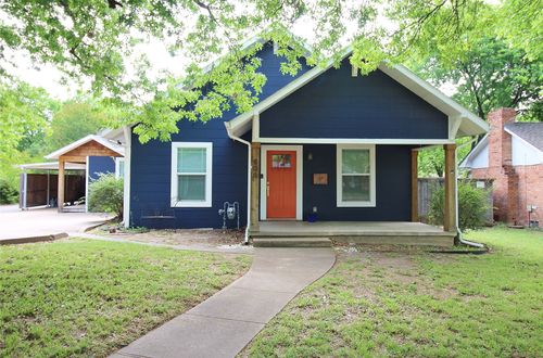 806 Bryson Street, Waxahachie, TX, 75165 | Card Image