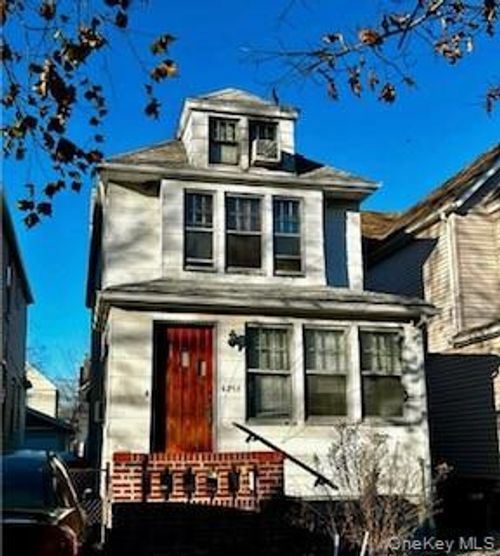 62-53 80th Rd, Glendale, NY, 11385 | Card Image