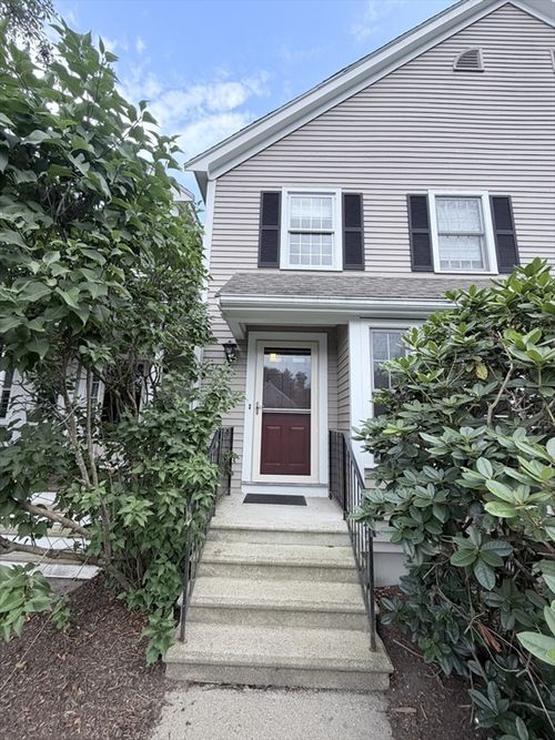 131-131 Bellwood Cir, Bellingham, MA, 02019-1572 | Card Image