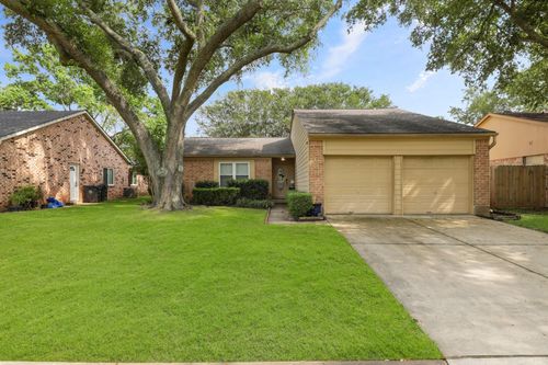 2638 Coopers Post Ln, Sugar Land, TX, 77478-4124 | Card Image