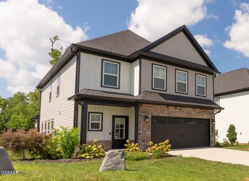 1722 Melton Meadows Dr, Maryville, TN, 37803-4139 | Card Image