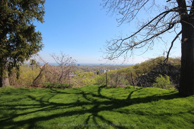 131 Ridge Rd, House other with 3 bedrooms, 3 bathrooms and 8 parking in Stoney Creek ON | Image 31