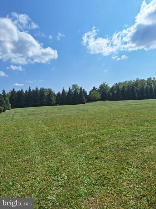 7670 Long Ln, SAINT THOMAS, PA, 17252-9564 | Card Image