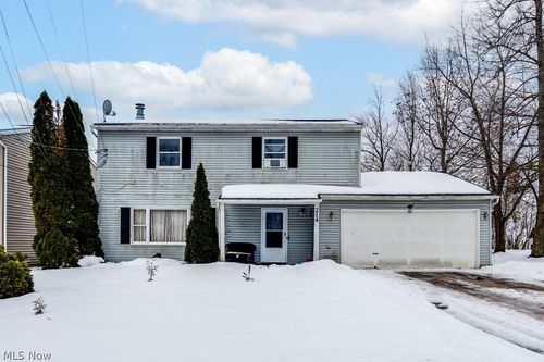 214 Heights Ave, Northfield, OH, 44067-1329 | Card Image