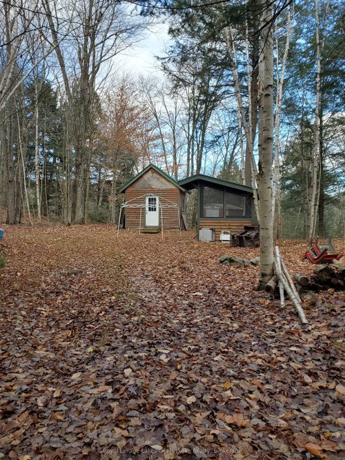 00000 S Ril Lake Rd, Muskoka, ON, P0B1A0 | Card Image