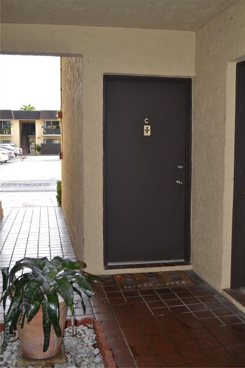 3-9007 Sw 138th St, Miami, FL, 33176-7175 | Card Image