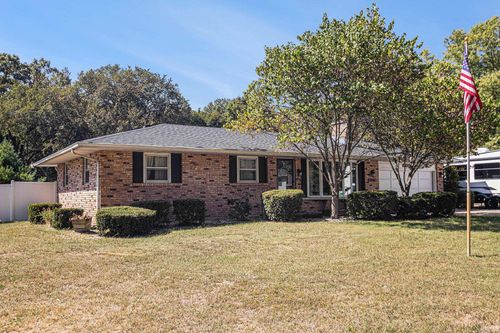 10030 Dunn Rd, Osceola, IN, 46561-9701 | Card Image