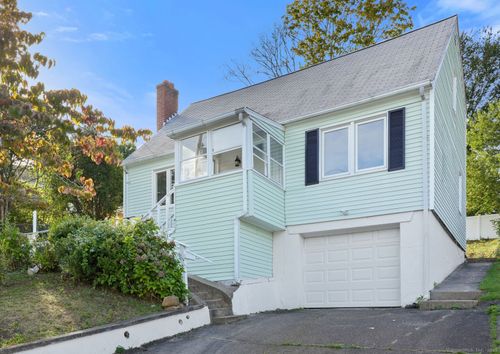 74 Wilson Ave, West Haven, CT, 06516-6328 | Card Image