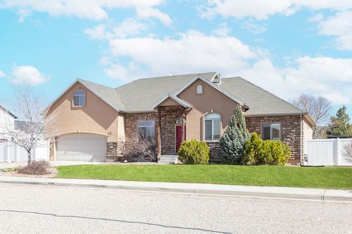 867 S 4425 W, Cedar City, UT, 84720-6256 | Card Image
