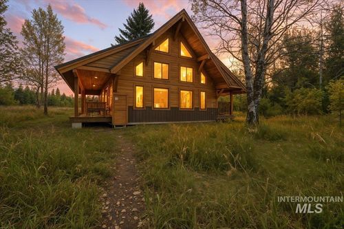 13982 Comfort Rd, McCall, ID, 83638-5153 | Card Image