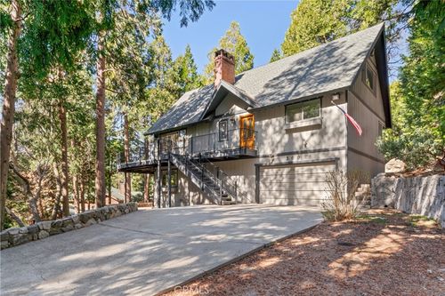 300 Pioneer Rd, Lake Arrowhead, CA, 92352 | Card Image