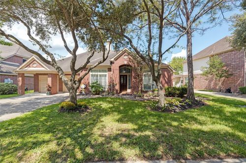 2913 Autumn Creek Dr, Friendswood, TX, 77546-4984 | Card Image