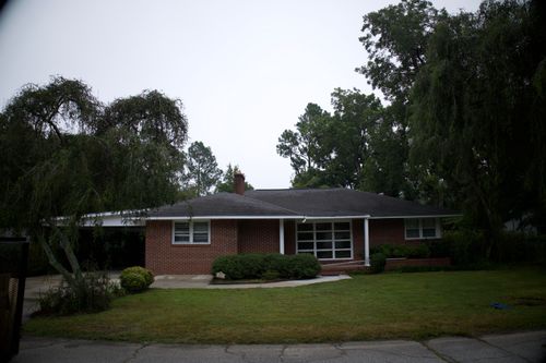 422 Park St, Millen, GA, 30442-1756 | Card Image