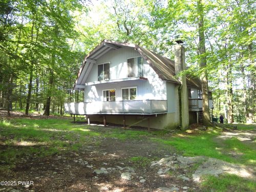 115 Eastwood Dr, Greentown, PA, 18426-7635 | Card Image