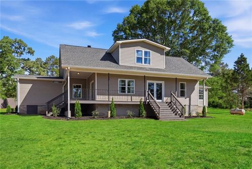 110 October Woods Dr, Athens, GA, 30601-4225 | Card Image