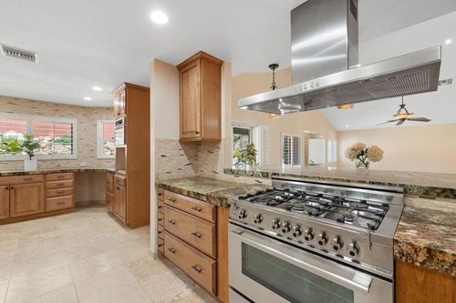 39165 Regency Way, Palm Desert, CA, 92211-7107 | Card Image