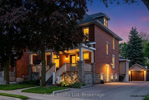 212 Front St, Stratford, ON, N5A4H7 | Card Image