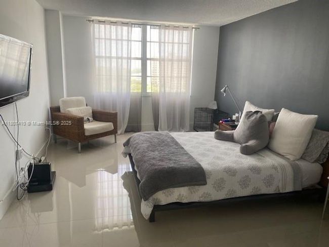 APT-1011W - 2801 Ne 183 Rd St, Condo with 1 bedrooms, 2 bathrooms and null parking in Aventura FL | Image 10
