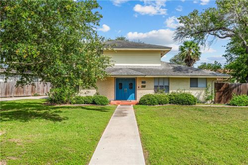 150 Santa Barbara St, Corpus Christi, TX, 78411-1436 | Card Image