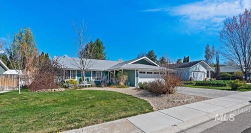 206 Northview Dr, Eagle, ID, 83616-5022 | Card Image