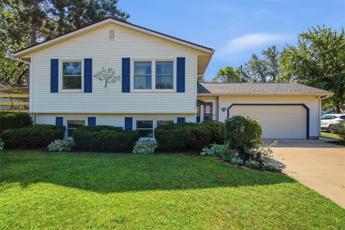 3417 Locust Lane, Eau Claire, WI, 54703 | Card Image