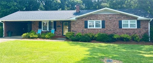 7 Carlisle Dr, Honea Path, SC, 29654-1311 | Card Image