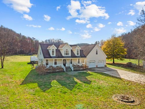 107 Mcguire Cemetery Rd, Greenup, KY, 41144-8056 | Card Image