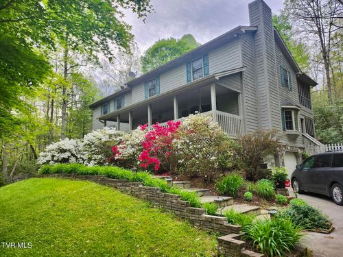 150 Teague Ln, Unicoi, TN, 37692-6030 | Card Image