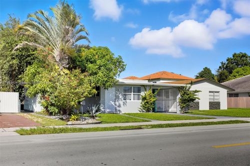 510 N 56th Ave, Hollywood, FL, 33021-5702 | Card Image