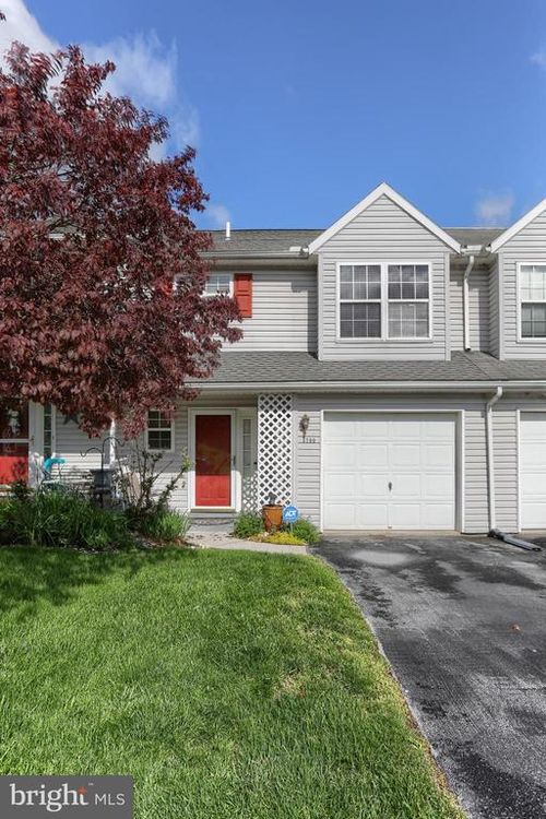 5790 Hidden Lake Dr, HARRISBURG, PA, 17111-4691 | Card Image