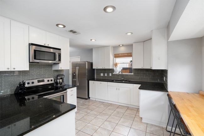 202 N Weatherred Dr, House other with 3 bedrooms, 2 bathrooms and null parking in Richardson TX | Image 12