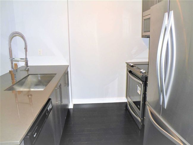 3608 - 510 Curran Pl, Condo with 1 bedrooms, 1 bathrooms and 2 parking in Mississauga ON | Image 4