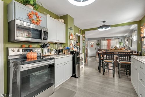 1315 Gress St, Manville, NJ, 08835-1134 | Card Image