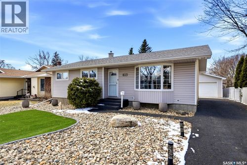 254 Wells St, Regina, SK, S4R6T2 | Card Image